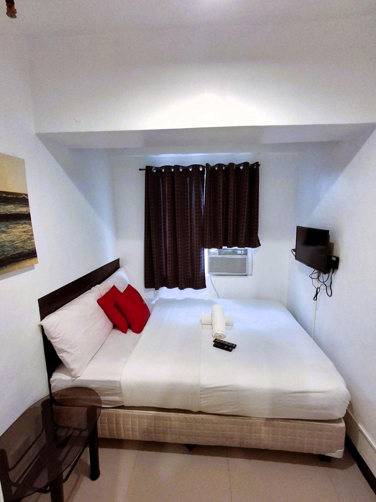 Makati Poblacion Hotel Mandaluyong Exterior foto